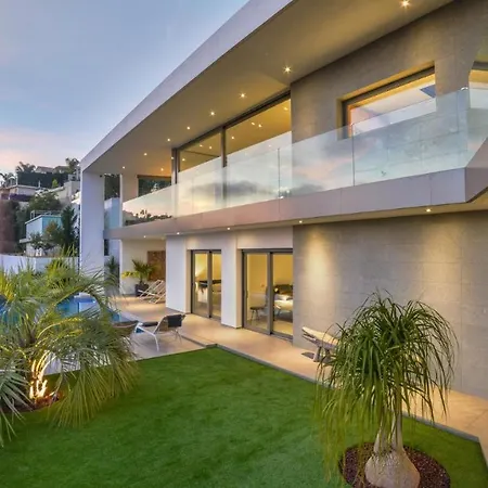 Graham - Breeze Villa *